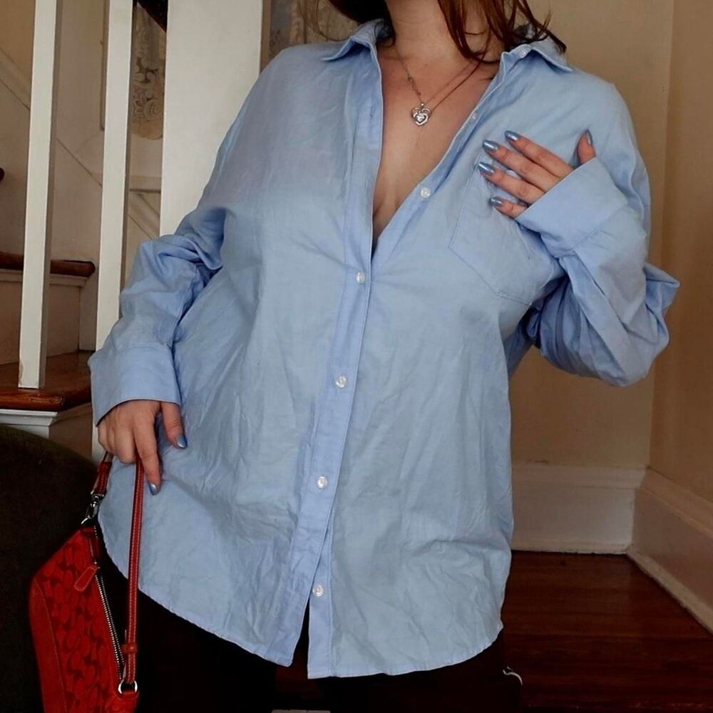 Old Navy Boyfriend Fit Light Blue Button Up Shirt Sz Medium Oversized Nautical